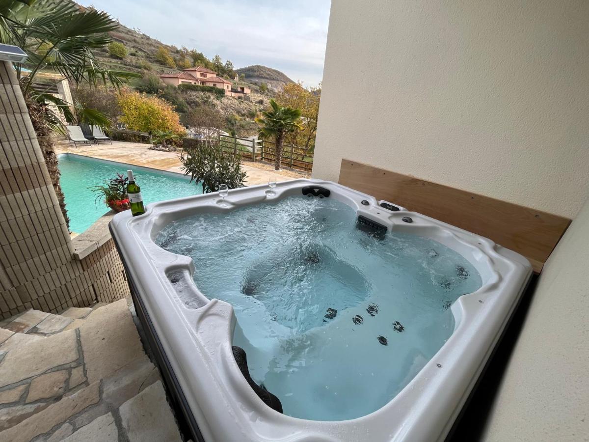 Chambre Au Calme Avec Spa Privatif Gratuit Sud Aveyron Les Palmiers Des Causses Saint-Rome-de-Tarn Exterior photo